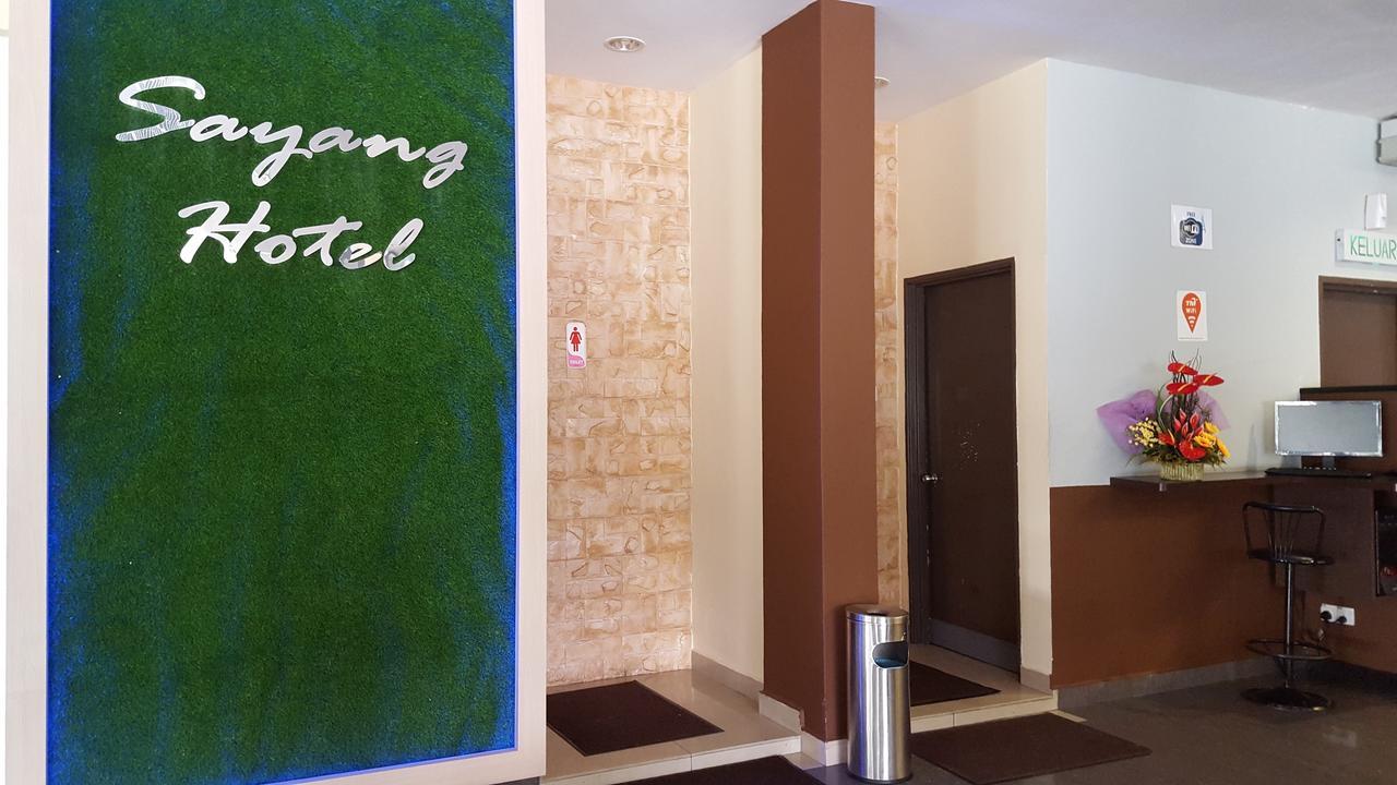 Sayang Hotel Kulai Kültér fotó